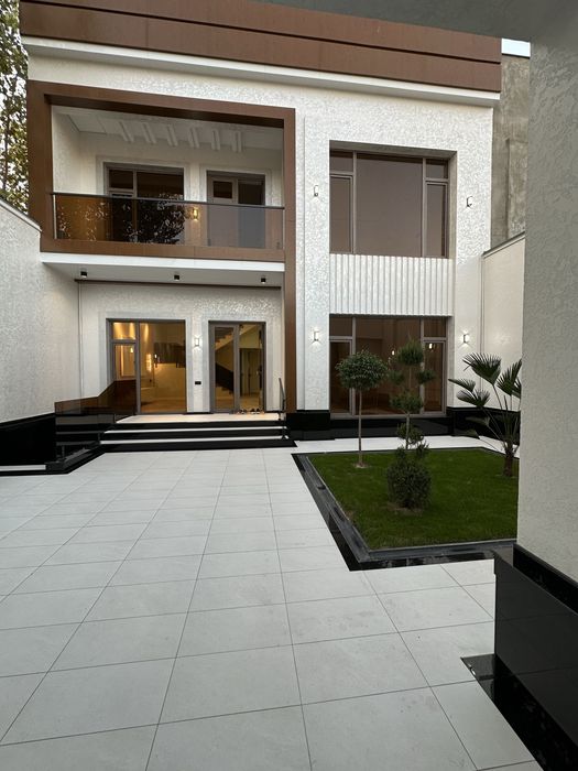 Замона 2,5 сот 5 хона 2 этаж