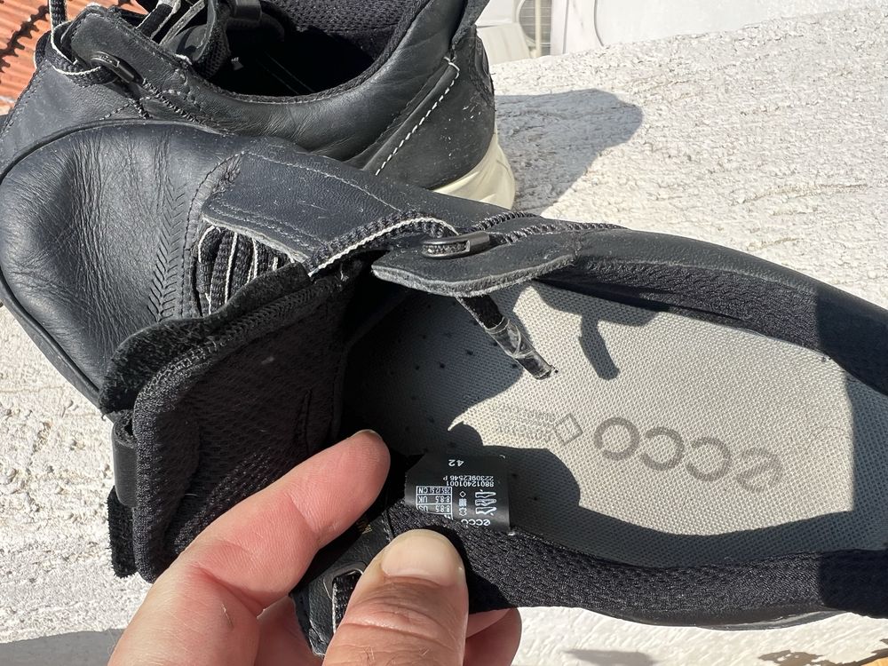 Ecco Gore-Tex 42
