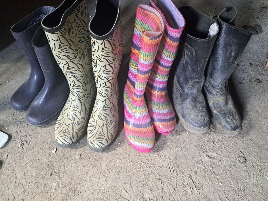 Продам сапоги резиновые