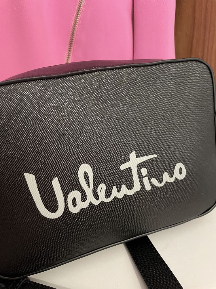 Нова чанта Valentino оригинална