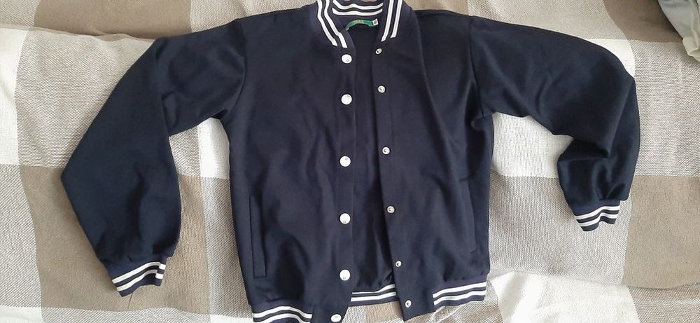 Бомбер для школы