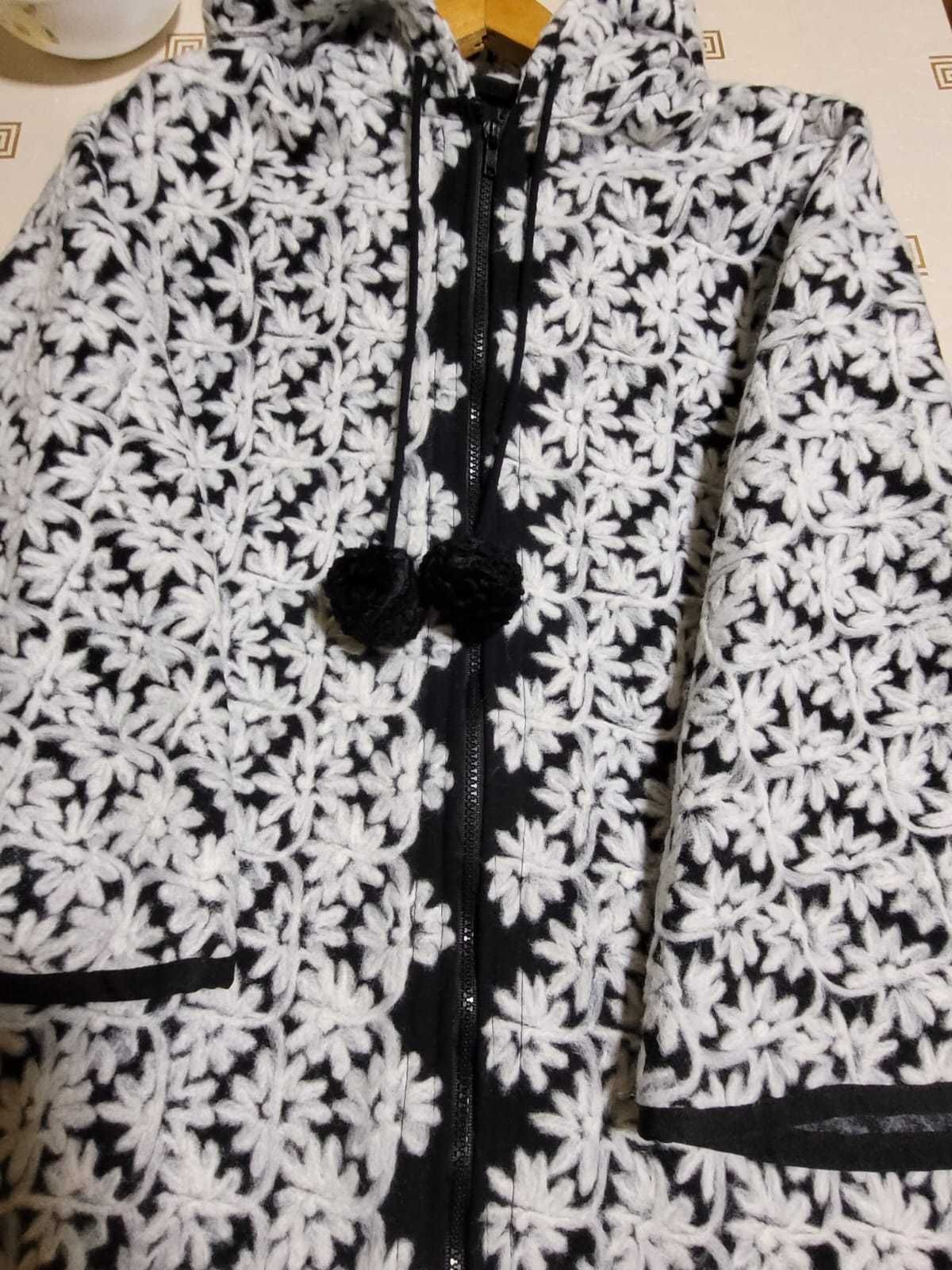 Palton lana , cape-poncho lana pt copii virsta 10-11 ani!
