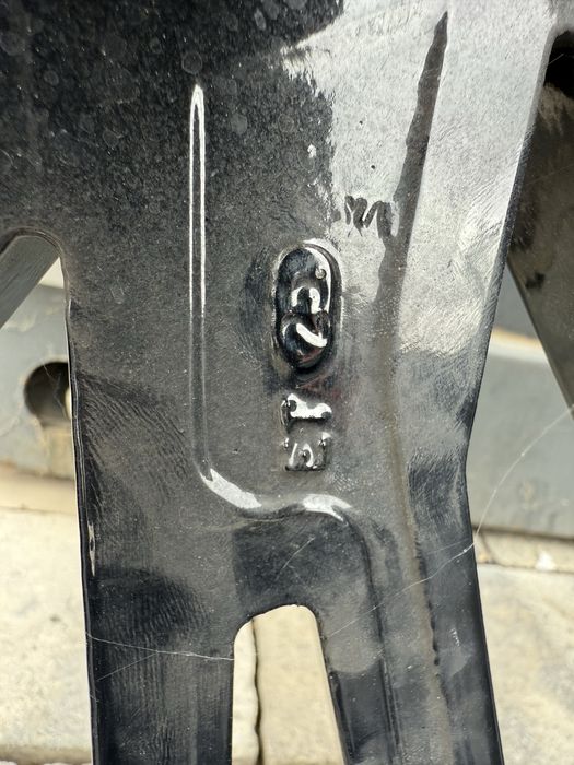 Джанти с гуми 26 цола за CADILAC ESCALATE 12 дупки 305/30/26