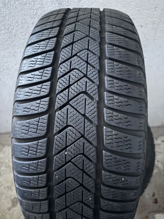 Pirelli sottozero 3 runflat 245/45/18