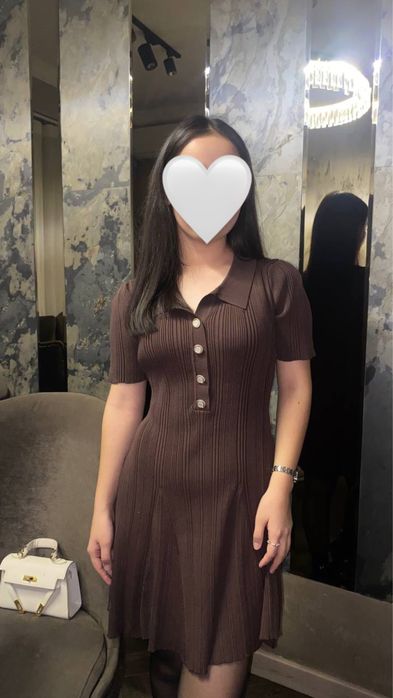 Коричневые платья,одевала только 1 раз  идеальная качества