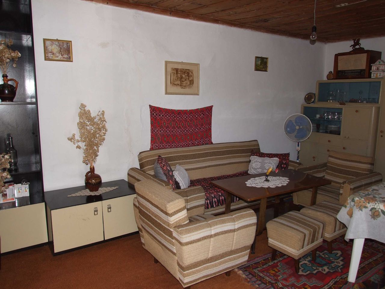 Продава се Къща в Търговище, Център - 120 кв.м за 238 €/кв.м - Снимка #2
