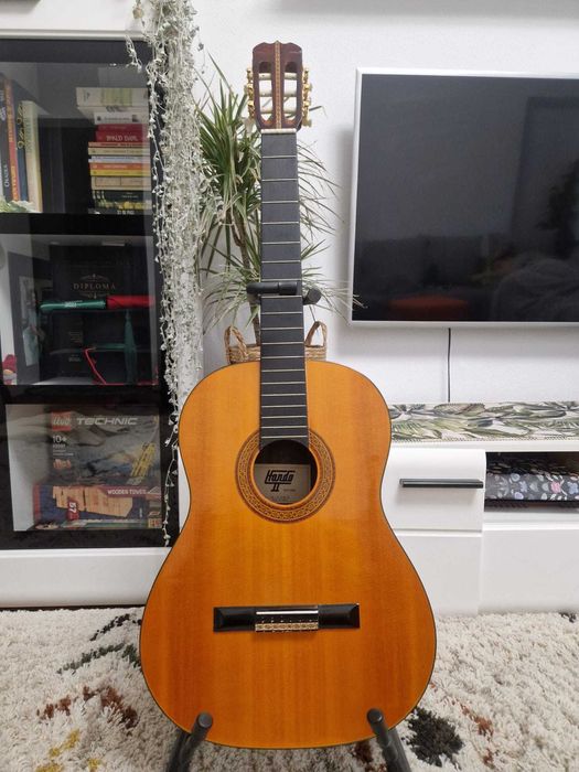 Vand chitara classica Hondo II H320A, necesita corzi