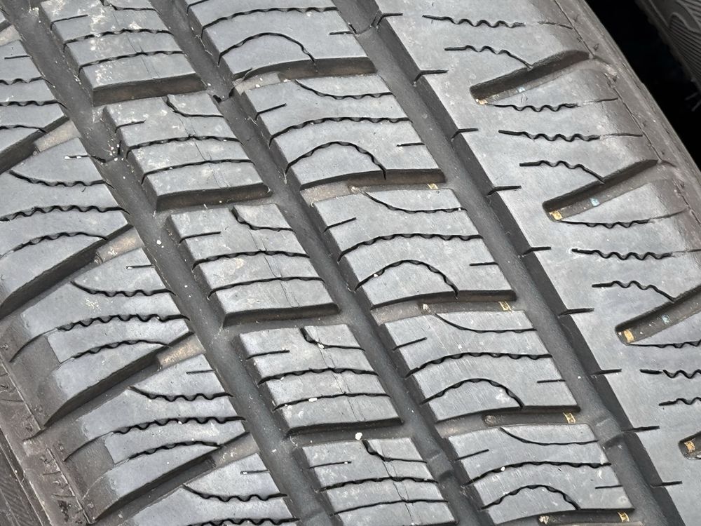 205/65R16C Goodiyear CargoVector 4бр зимни dot1820 8мм