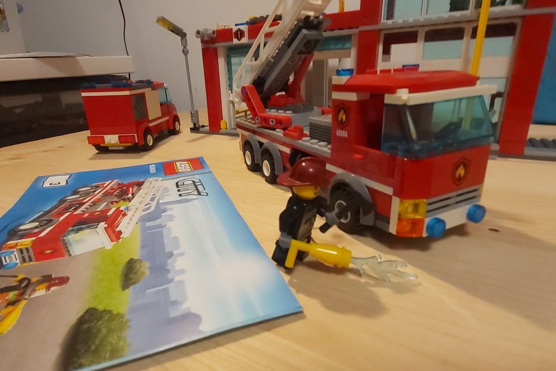 Lega 60004 Stația de pompieri cu cutie
