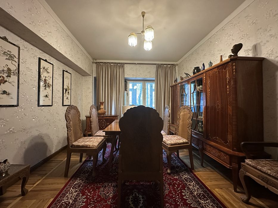 Продам 2х ком большую / 87 м2 / ЦУМ / 110 школа