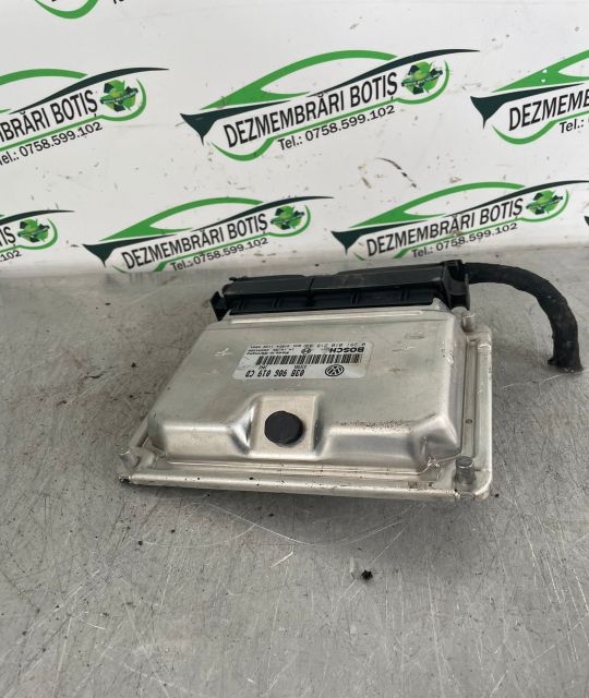 Calculator motor ECU 038 906 019 CD Volkswagen VW Passat B5