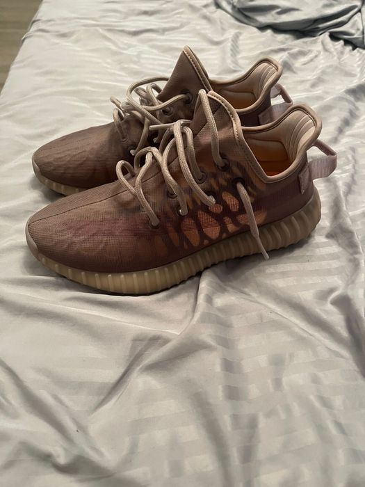 YEEZY Boost V2 Mono Mist