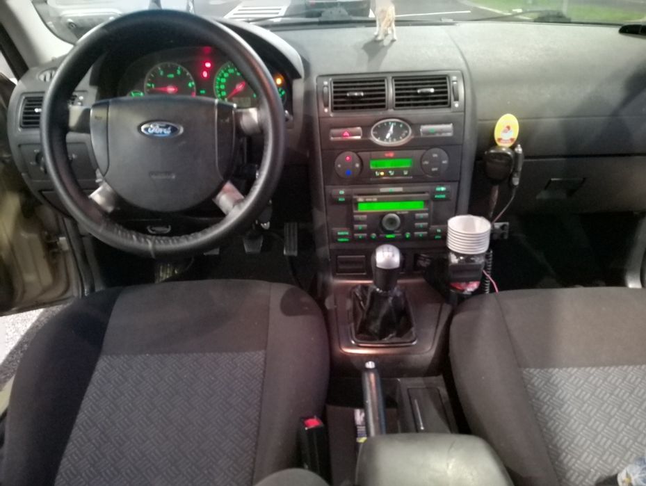 Ford Mondeo 2.0 TDCI schimb Trafic Vivaro
