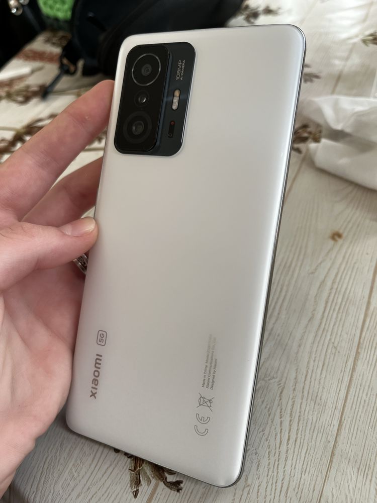 Продавам XIAOMI 11T