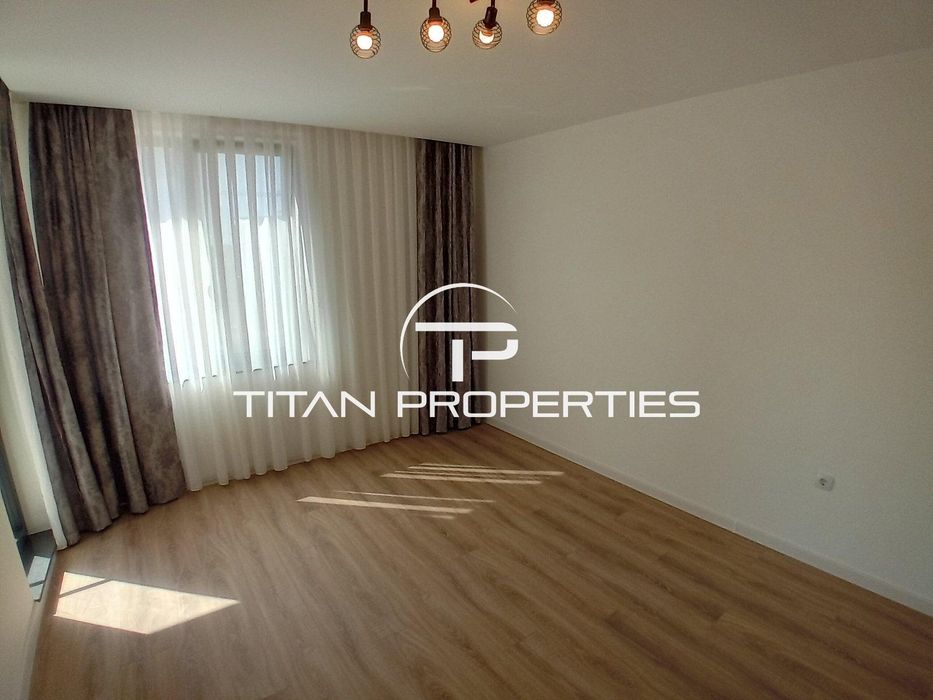 Дава се под наем Тристаен апартамент в Пловдив, Остромила - 116 кв.м за 650 € - Снимка #9