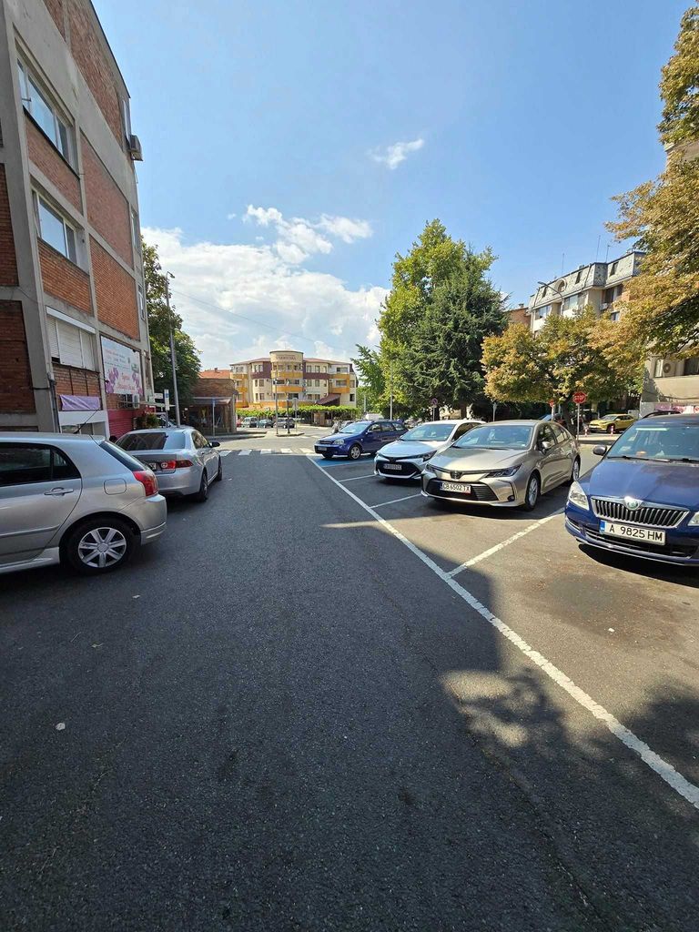 Дава се под наем Магазин в Несебър - 15 кв.м за 204 € - Снимка #2