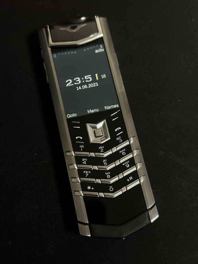 Vertu Signature S