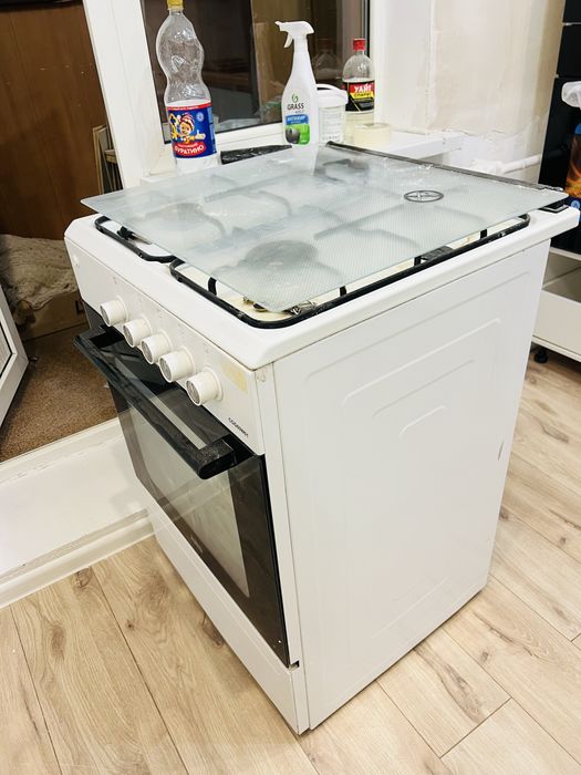 газовая плита с духовкой