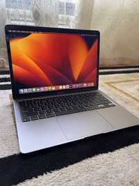 MacBook Air M1  Идеальный срочно !!!