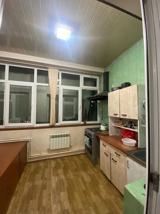 Мирзо Улугбек метро ёнида квартира