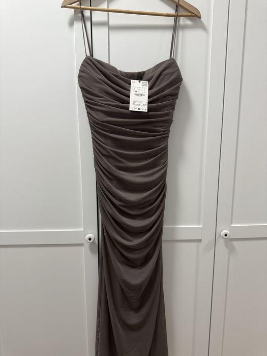 Тюлена рокля Zara