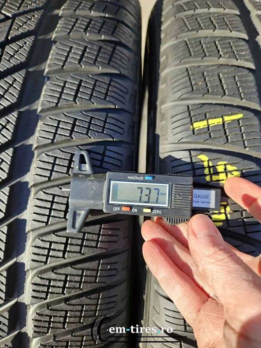 SET 2 Anvelope Iarna 265/55 R19 PIRELLI Scorpion Winter 109H