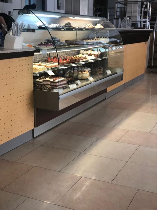 Vitrine frigorifice pentru prajituri si patiserie ( set)