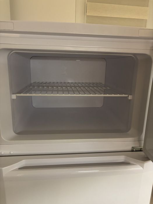 Хладилник с горна камера Beko DSA 25000