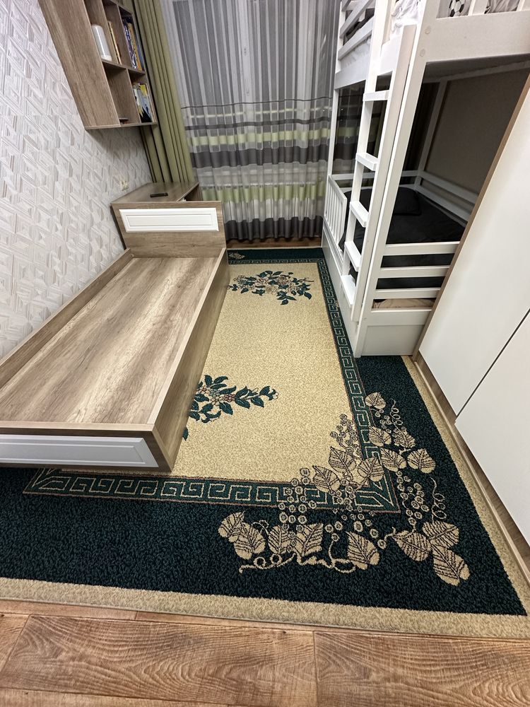 Продам ковер 3,5/2,5 м