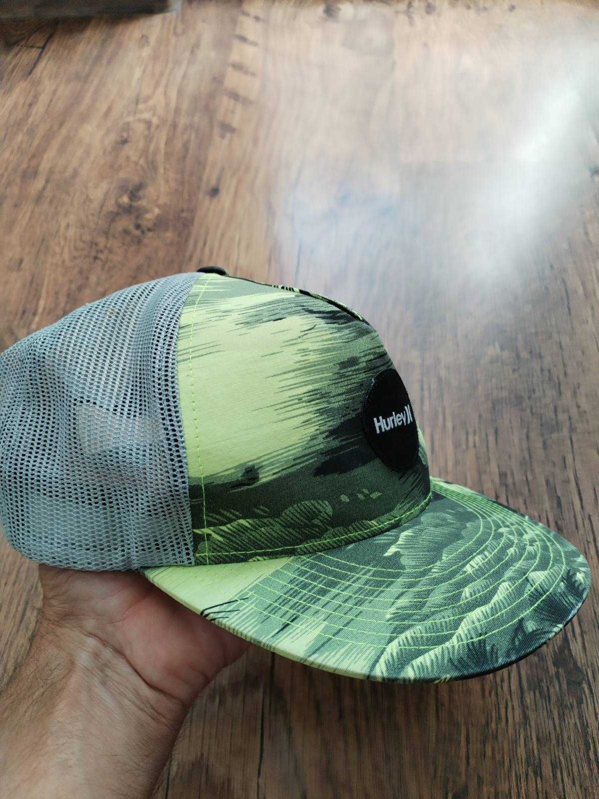 hurley the classics yupoong hat - страхотна шапка КАТО НОВА