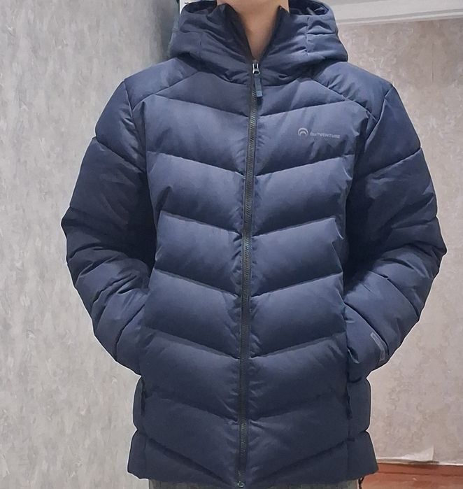 Продам Зимнюю куртку