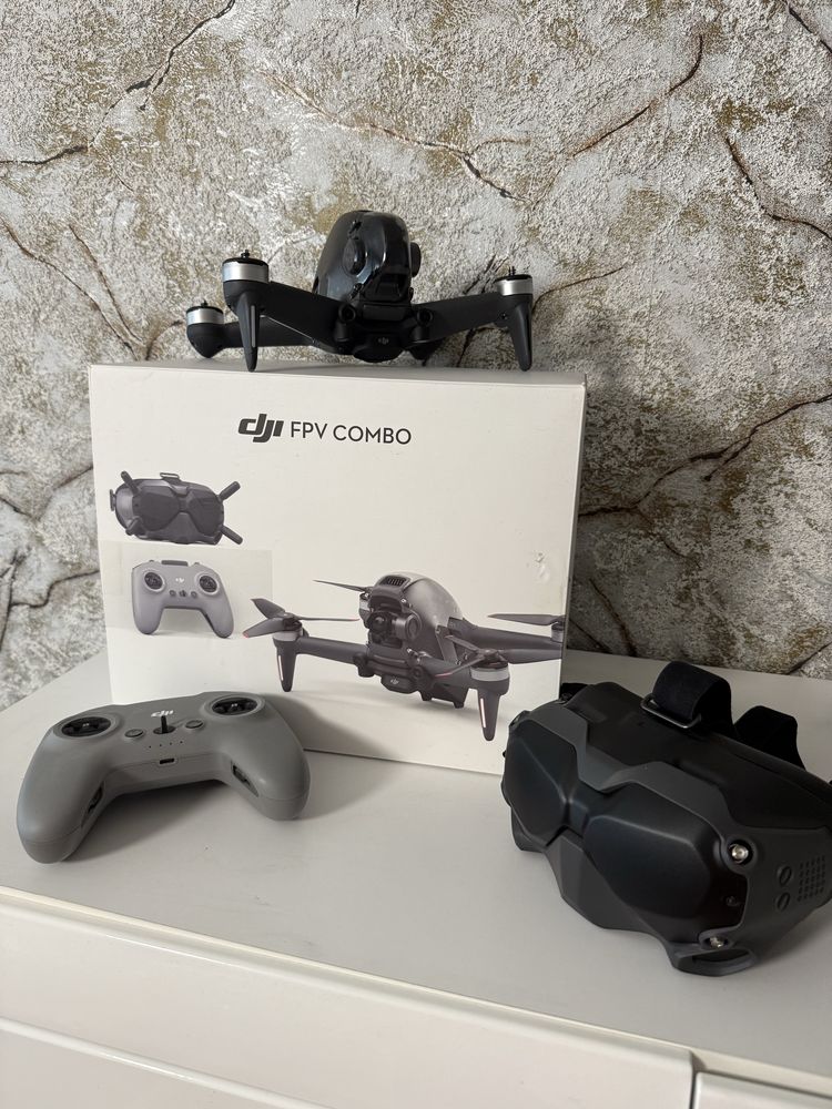 DJI FPV Combo дрон