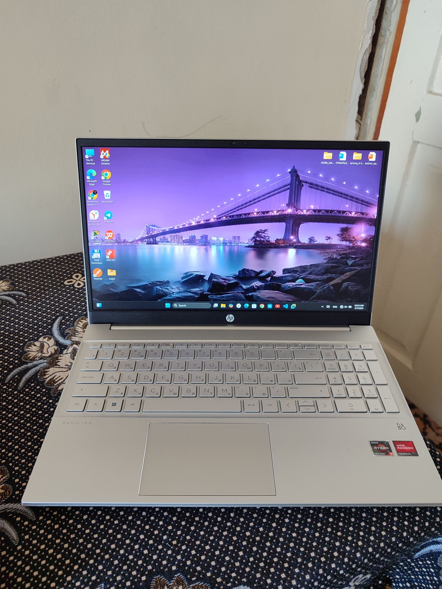Noutbuk HP AMD ryzen 3 5300U