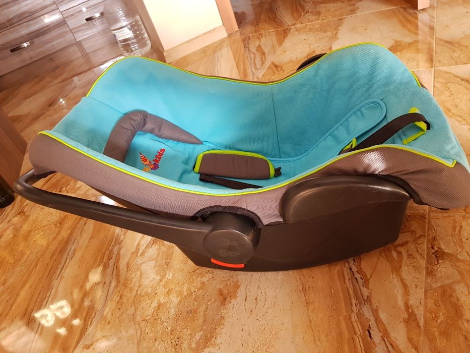 Кошница-столче за автомобил Bertoni