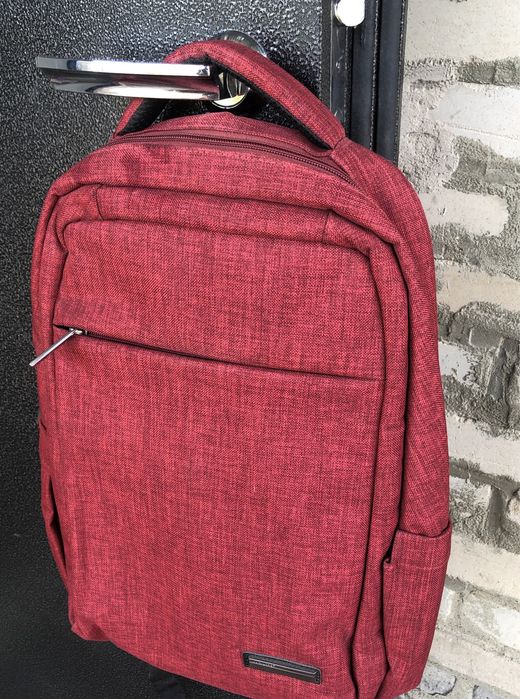 Продам новый рюкзак для ноутбука