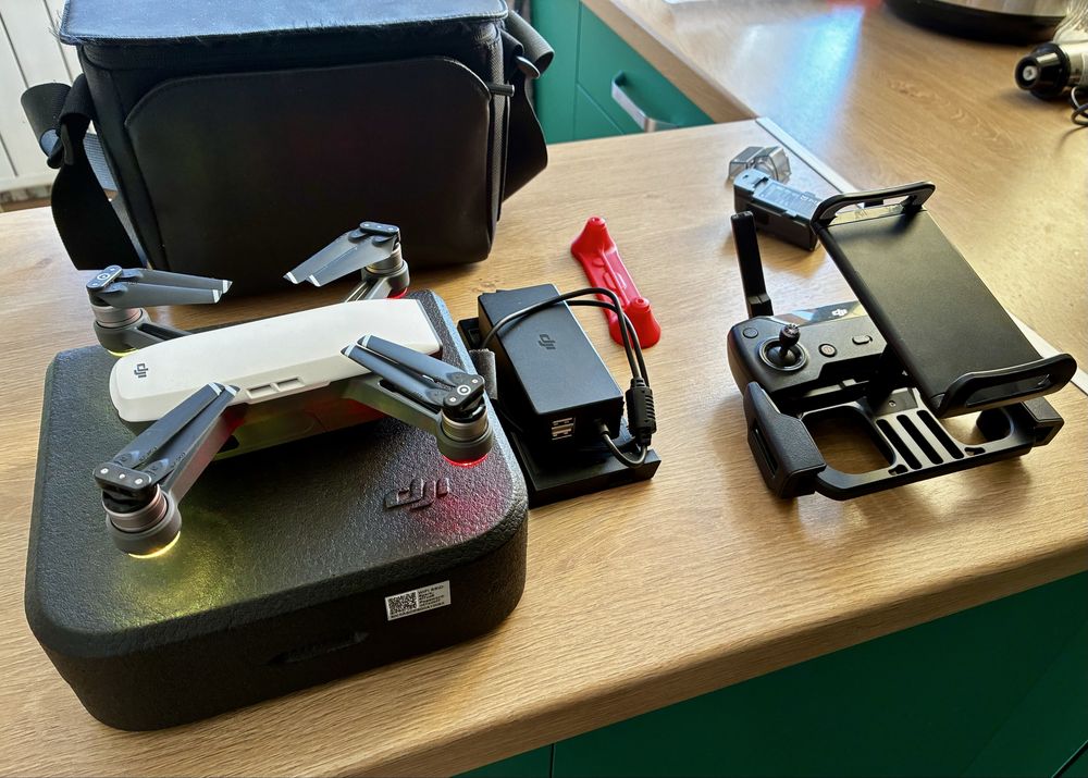 Дрон Dji Spark Combo