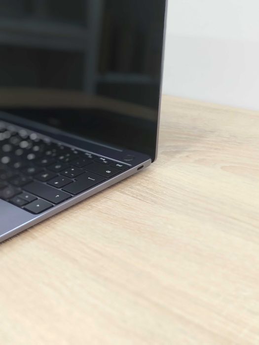 Huawei MateBook 13 / Core i5-10210U /8GB DDR3/ SSD 512GB/ 13” IPS 2K