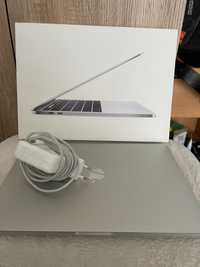 Macbook pro 13.3”