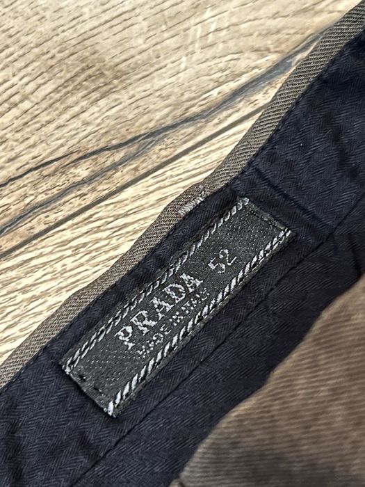 Панталон Prada..