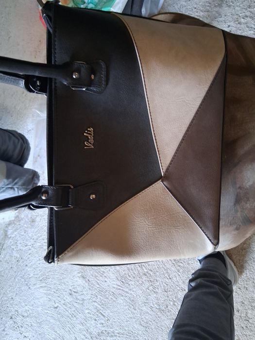 маркова дамска чанта само лично предаване