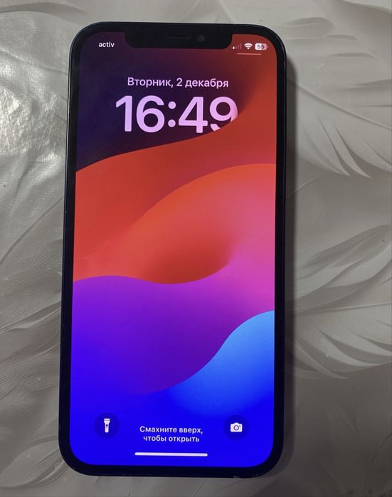 продам айфон 12 128