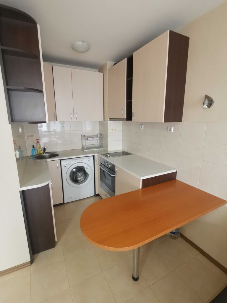 Дава се под наем Двустаен апартамент в София, Младост 4 - 68 кв.м за 484.5 € - Снимка #3
