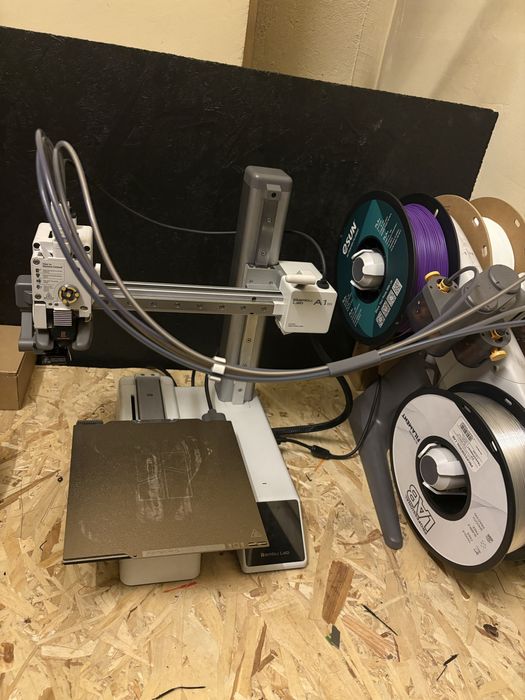 Imprimanta 3D Bambulab a1 mini + AMS LITE