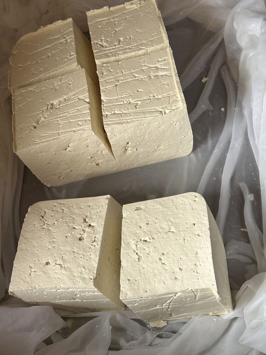 Branza de vaca proaspata