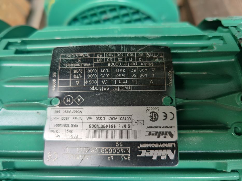 Motor electric trifazat cu flansa și frana, 0.75kW, 1500rpm, 380V