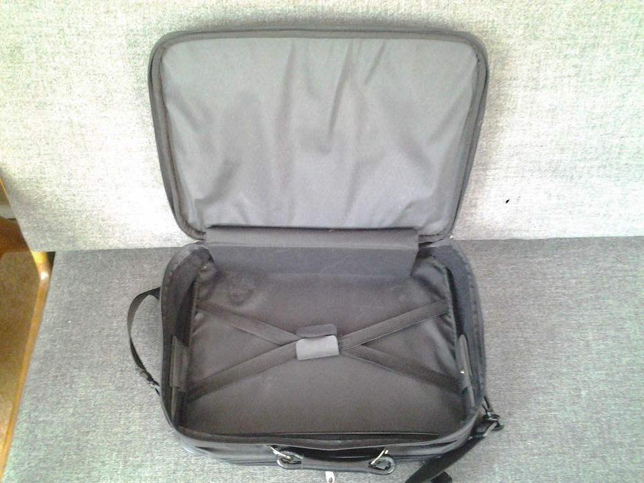 eVoiaj | Geanta Voiaj Laptop | 44*33*21 cm***