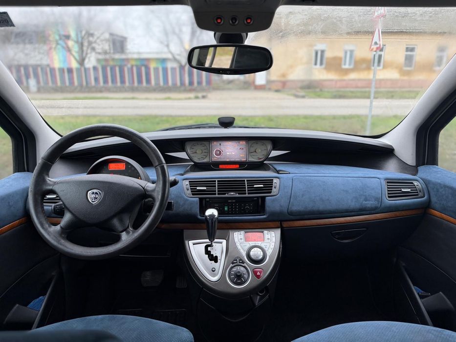 Lancia Phrdra 2.2 Diesel 7 locuri Cutie Automata