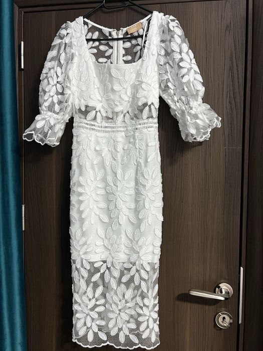 Rochie eleganta ideala pentru  cununia civila