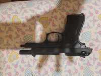 Airsoft pistol model beretta cu co2