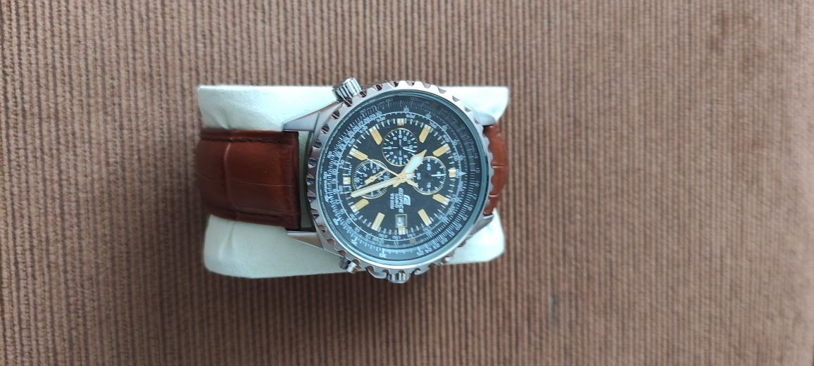 Ceas Casio Edifice EF-527L chronograph & tachymeter